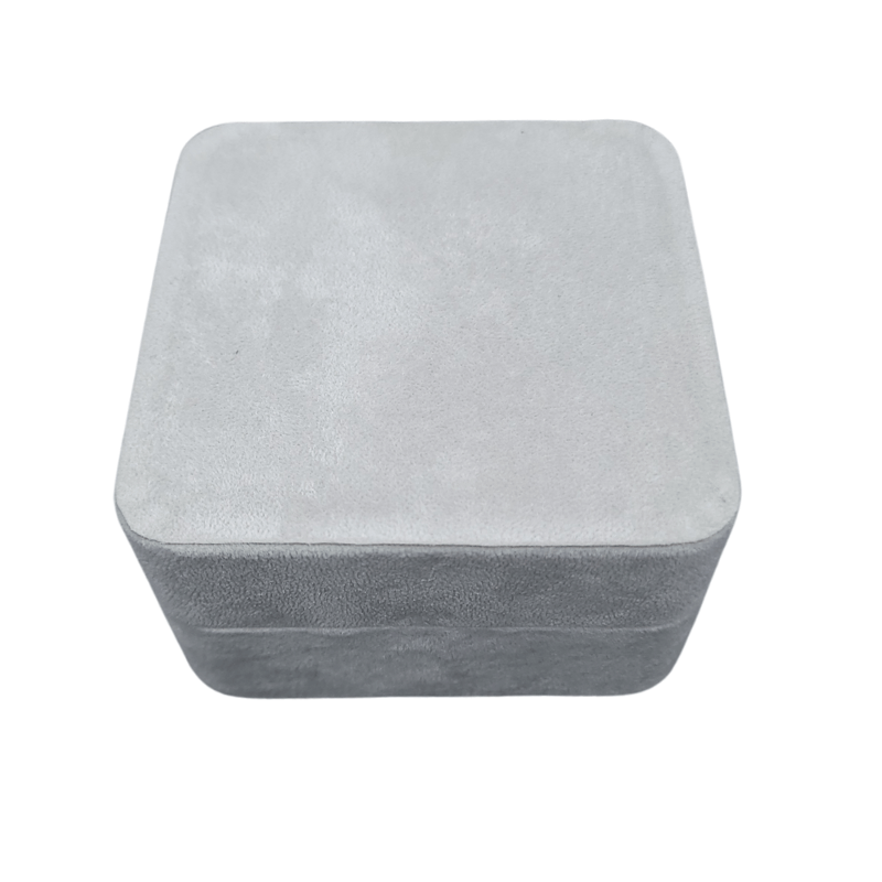 Grey velvet ring and earing box