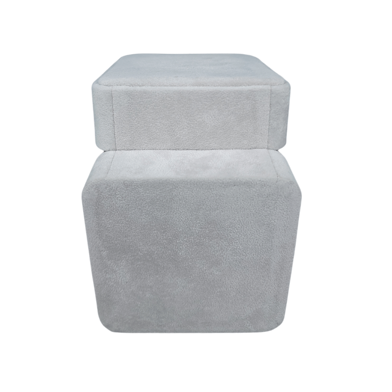 Grey velvet ring and earing box