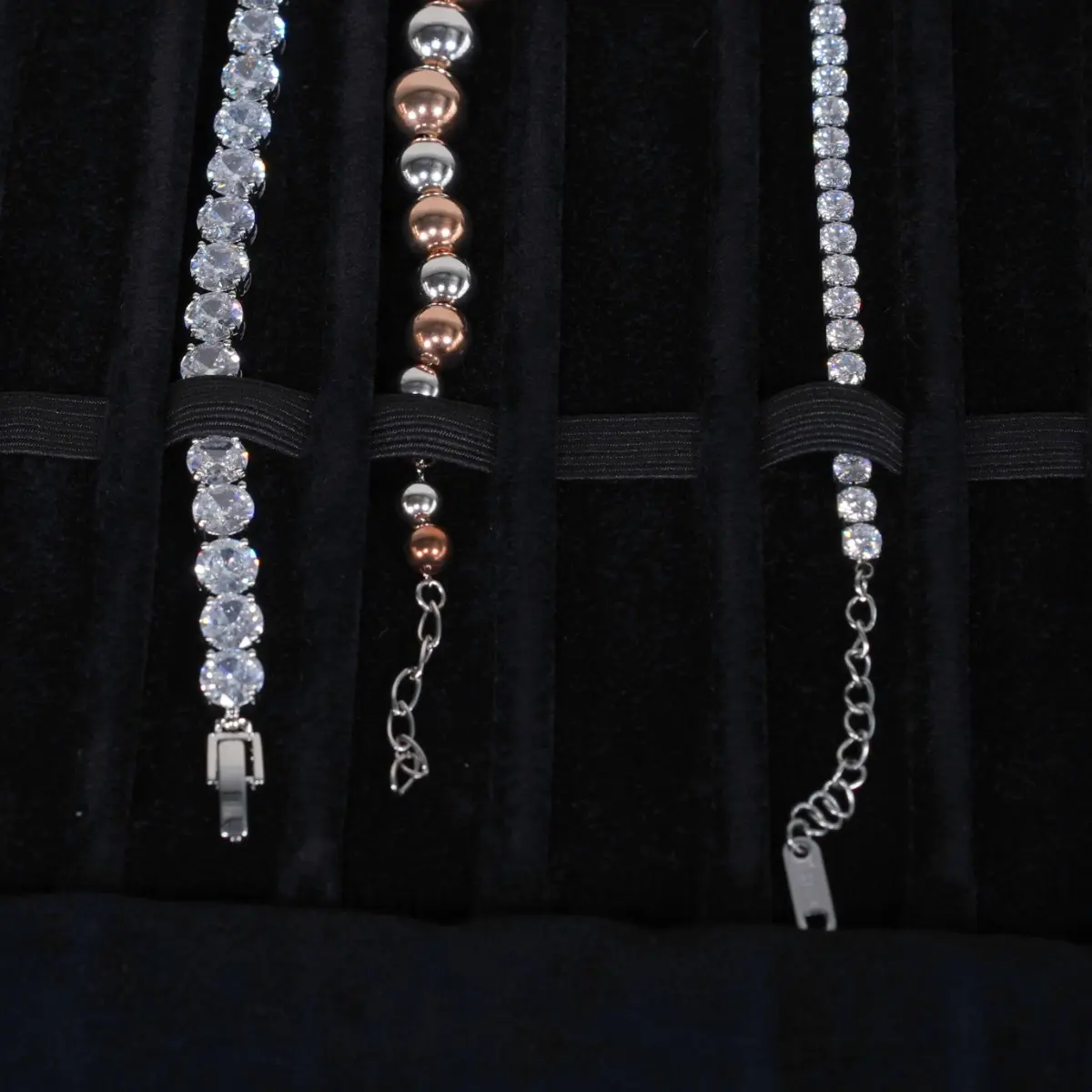 jewellery-roll-for-bracelet-black-POB081-4 jewellery roll for bracelet black