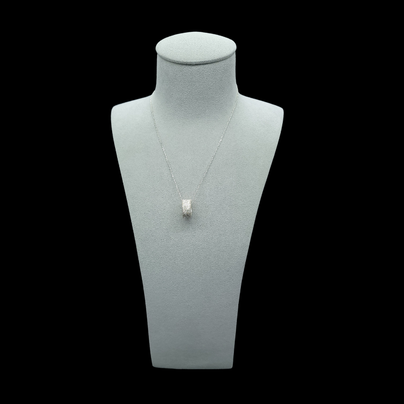 Sleek and Stylish Necklace Display Stand-4 velvet necklace stand