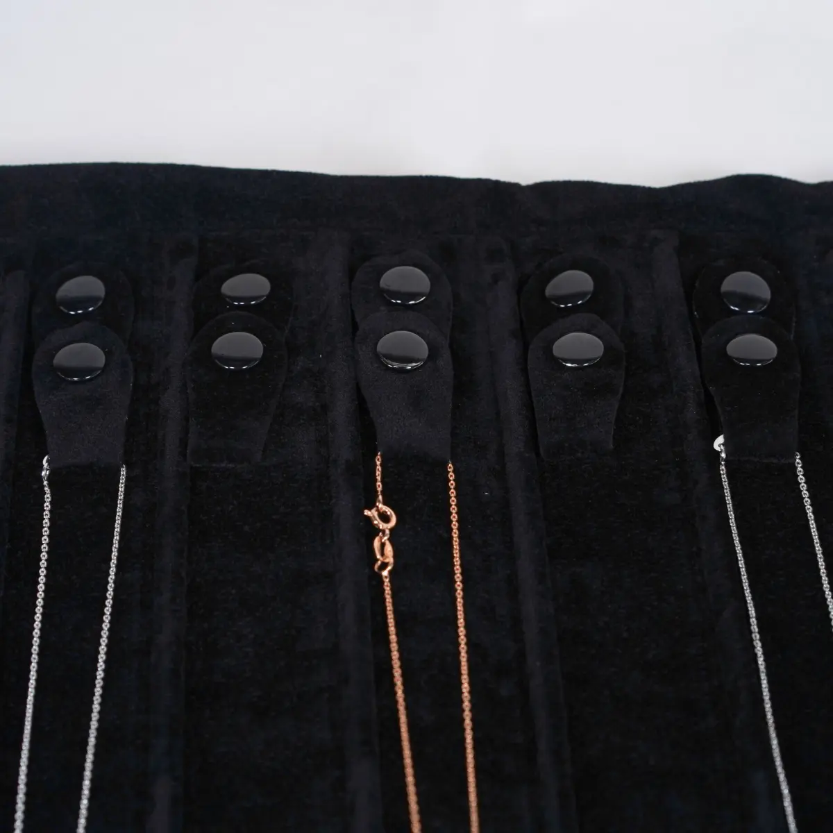 jewellery roll for necklace PON083BK black-detail 1 jewellery-roll-for-necklace-PON083BK-black-detail-1