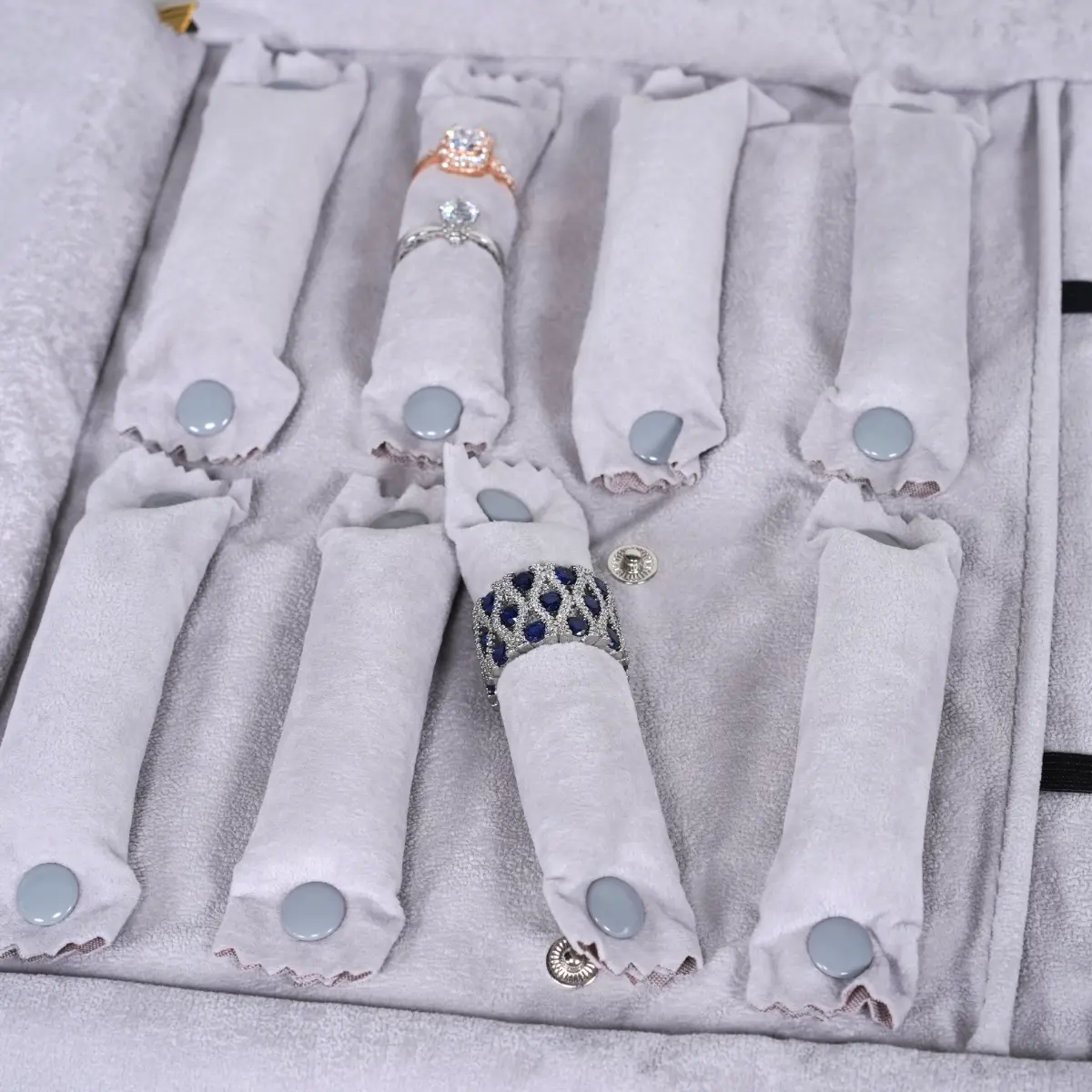 jewellery roll set grey