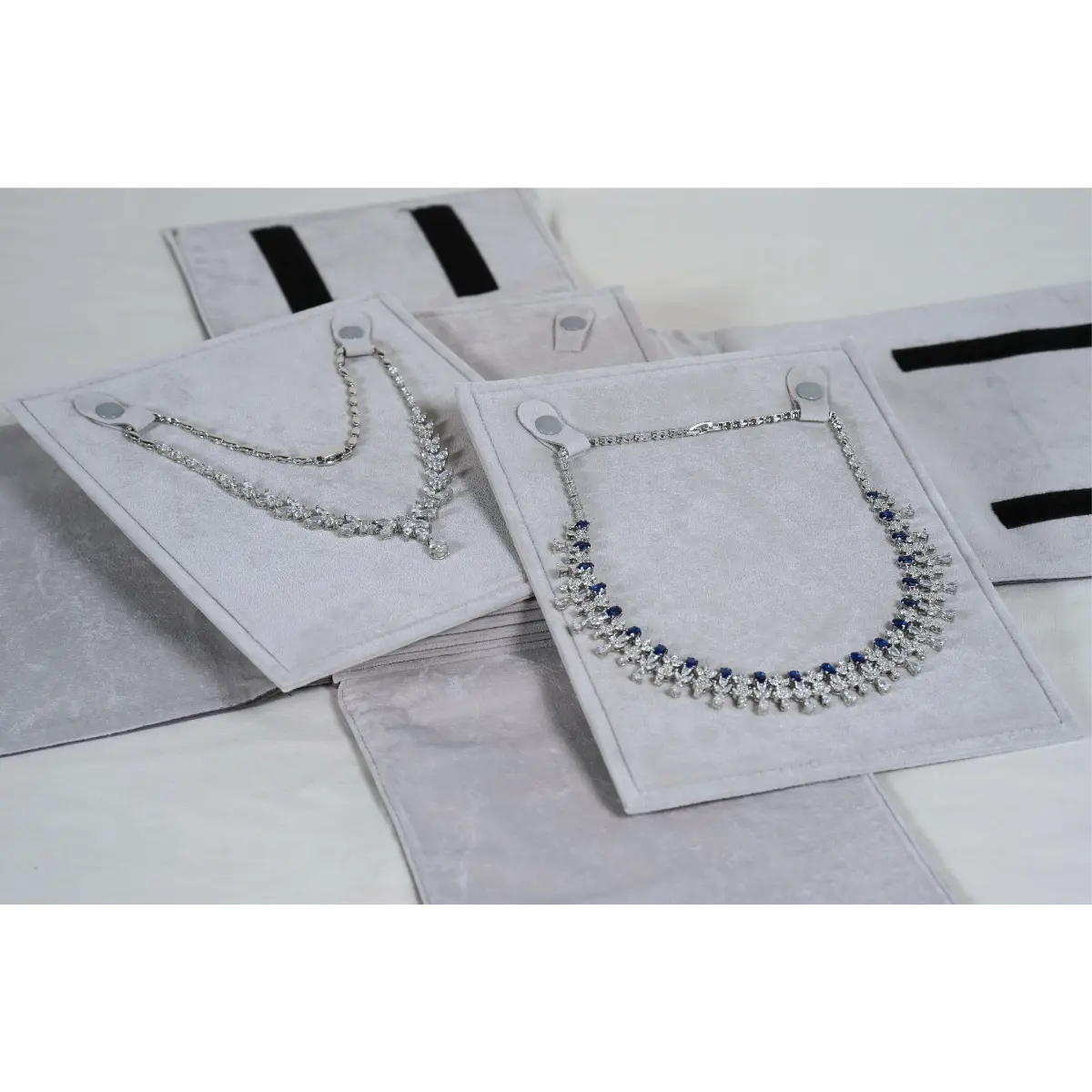 travel-jewellery-organizer-grey-PON80GE_08