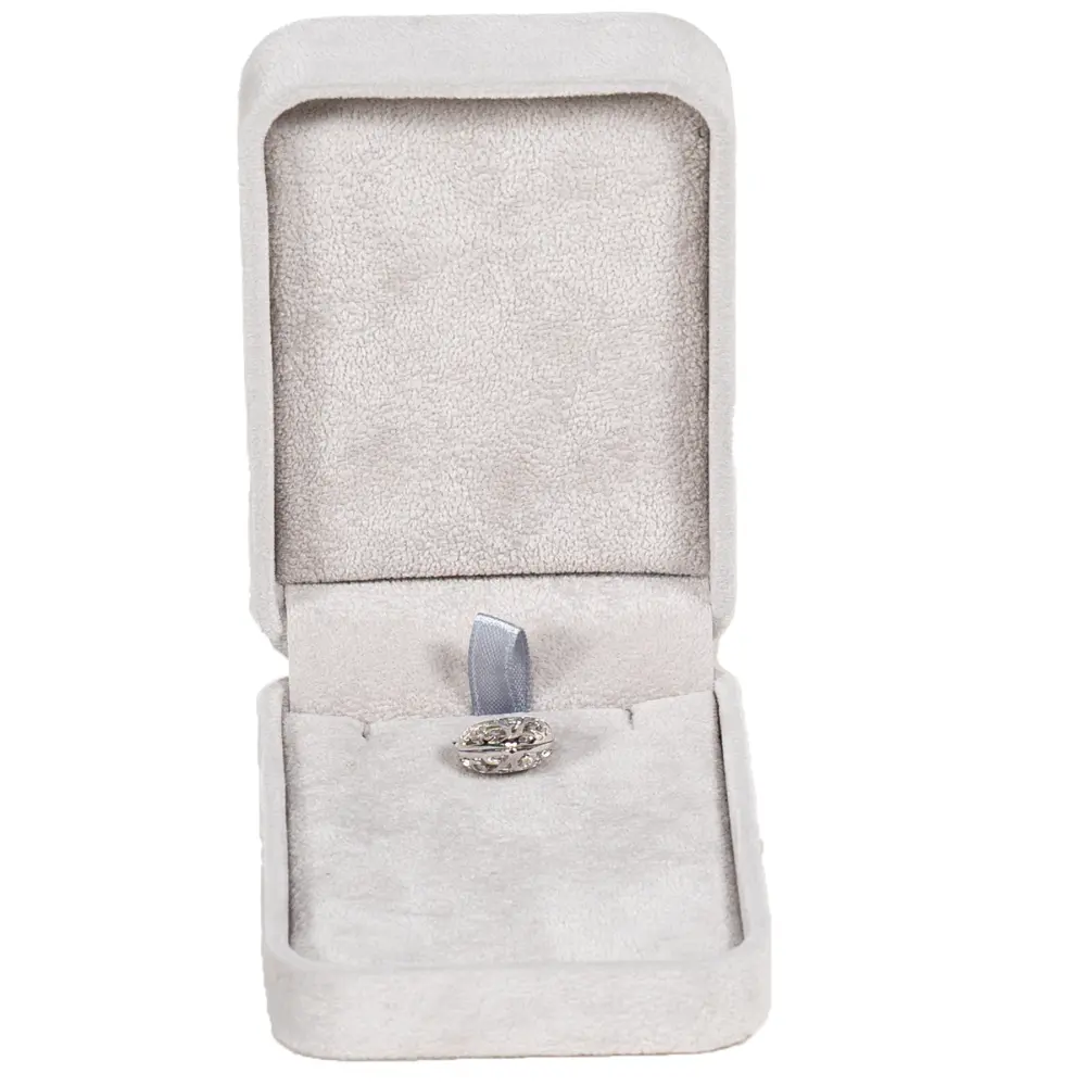 Velvet-Necklace-Box-Grey-with-pendant-front.