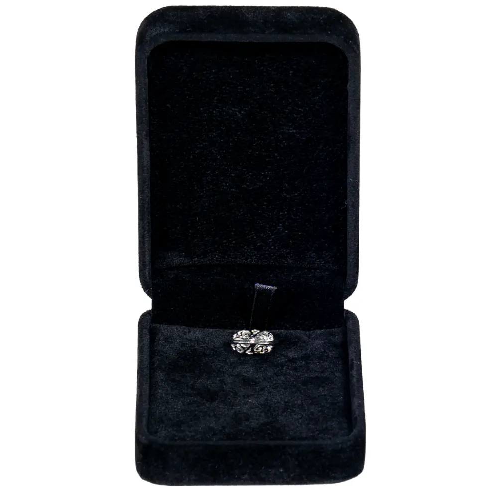 BXP81-Velvet-Necklace-Box-black-with-pendant-front Velvet-Necklace-Box-black-with-pendant-front