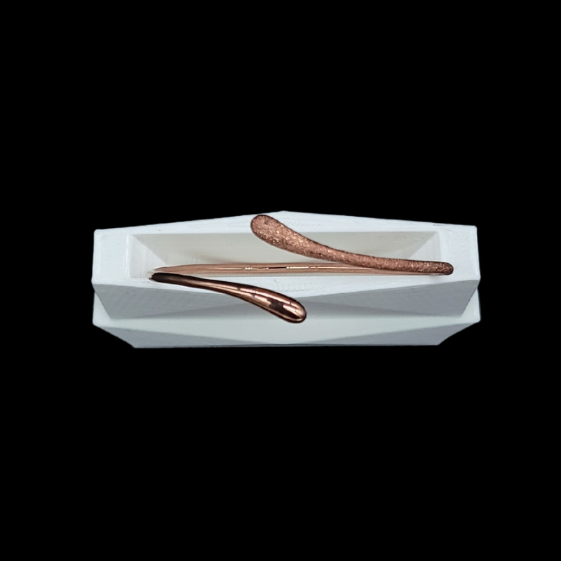 white multi cut surface bangle stand