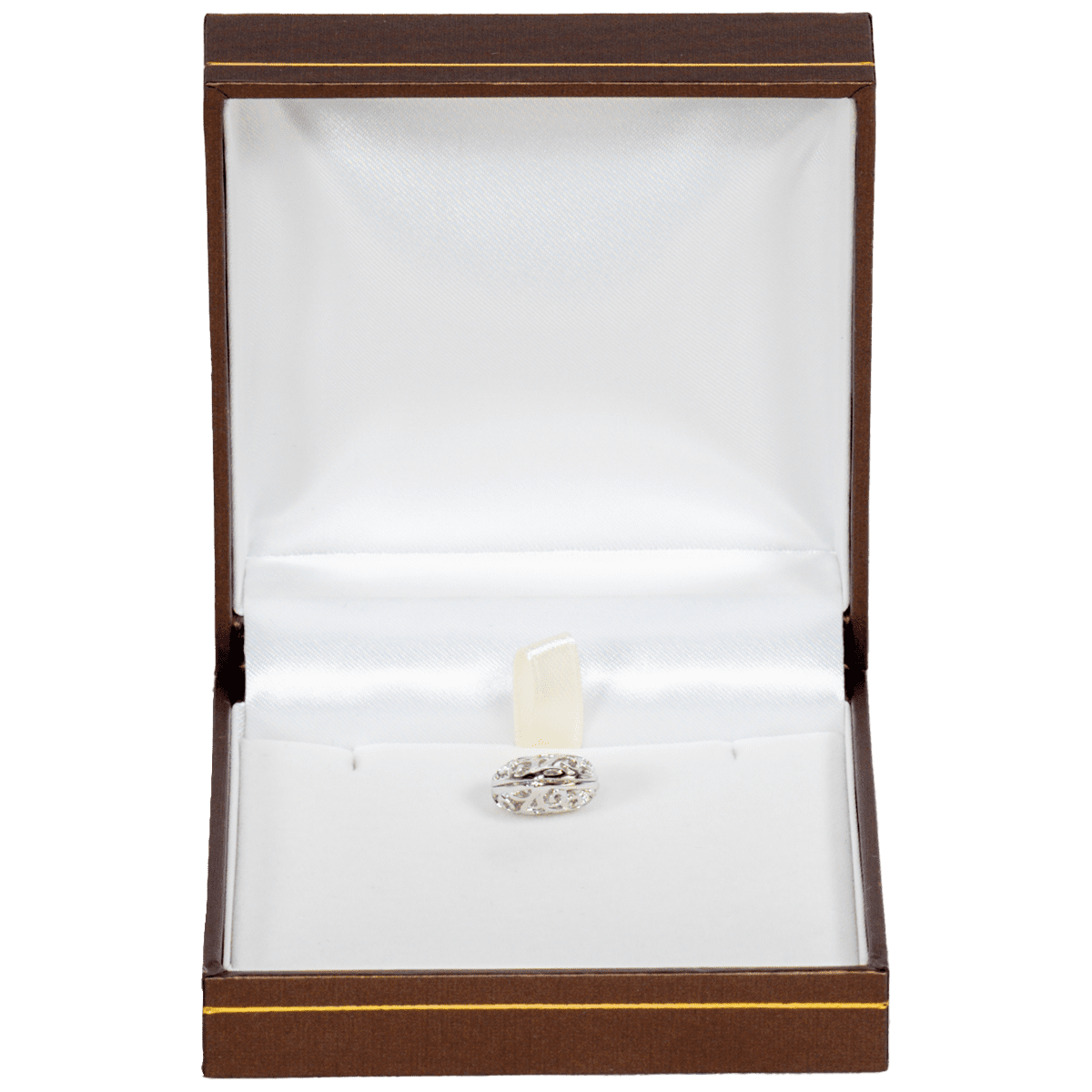 necklace box jewellery box necklace brown - display with pendant front