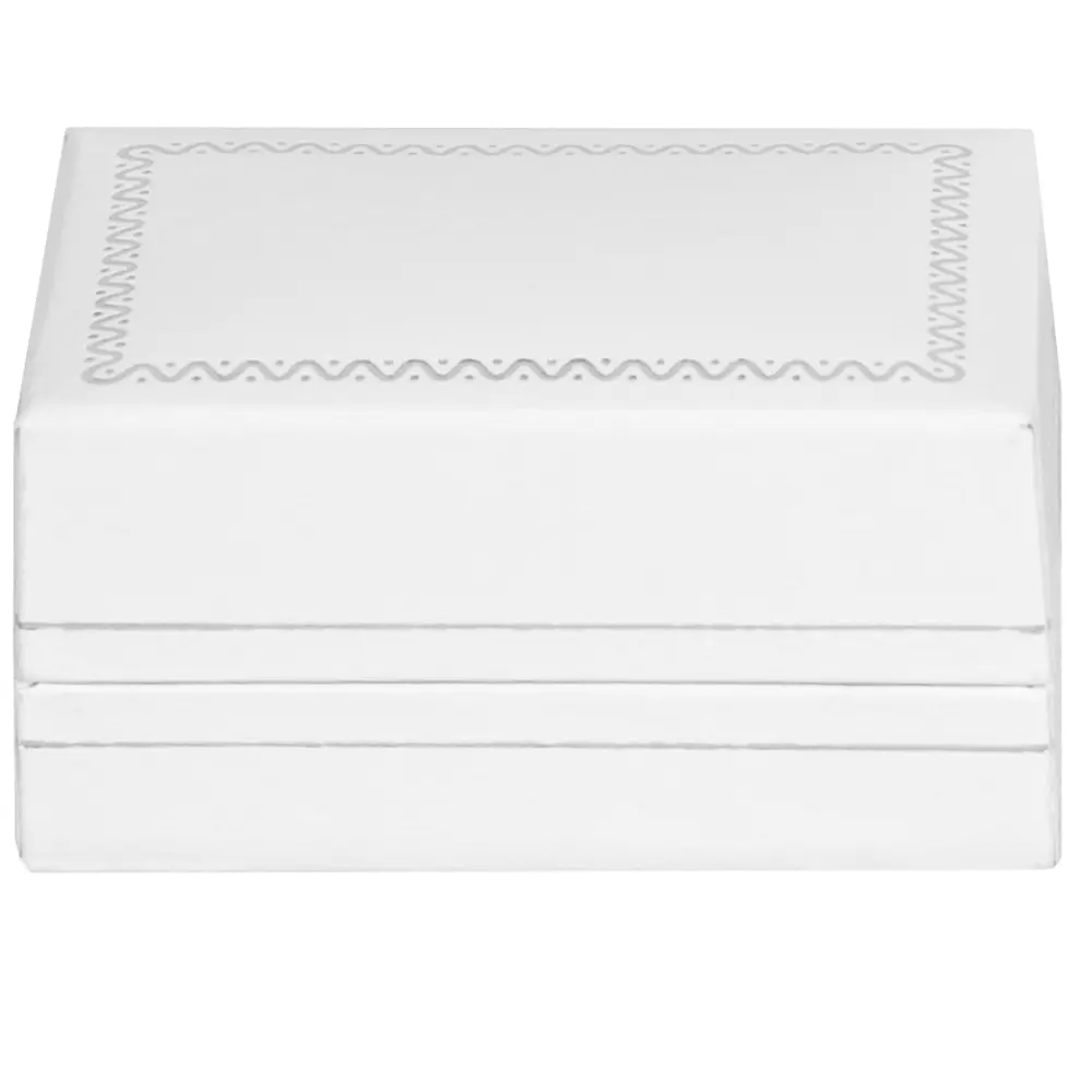 Double-Ring-Box-white-close-front