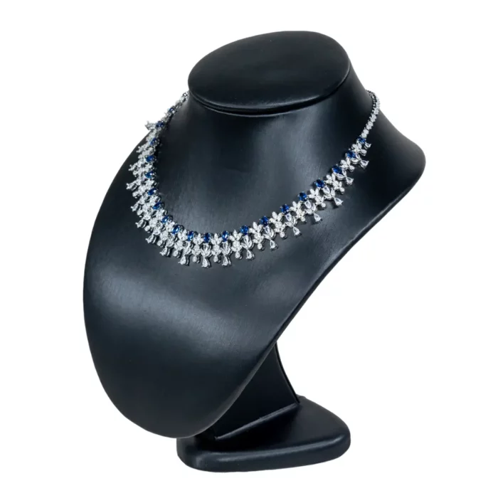 NS87L Necklace Display Bust Black L with necklace side