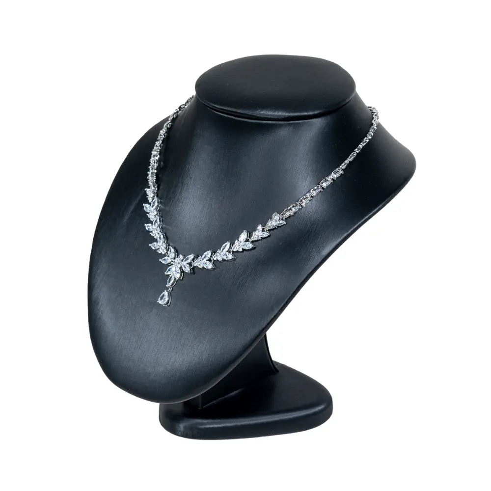 NS87M Necklace Display Bust Black M with necklace side 1