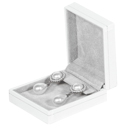 jewellery-gift-box-for-earring-white-with-necklace-side