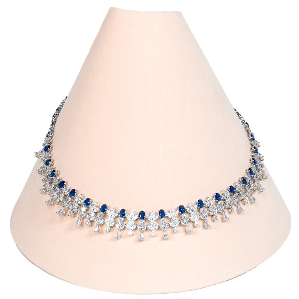 jewelry-holder-stand-beige-L-with-necklace-front