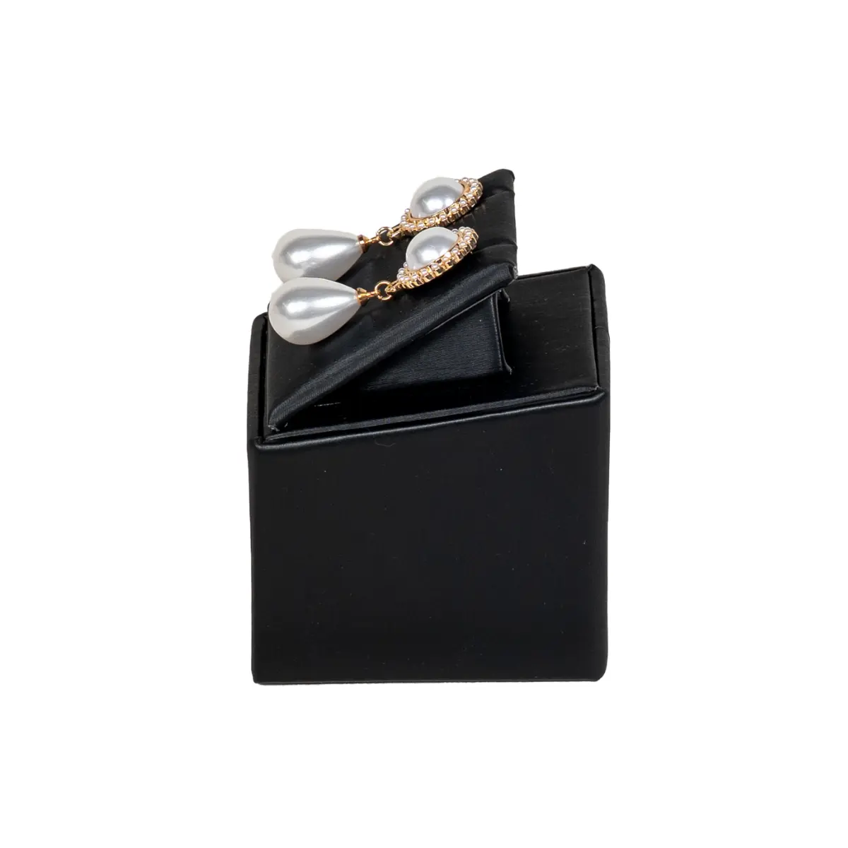 display stand for earrings black side view with earring