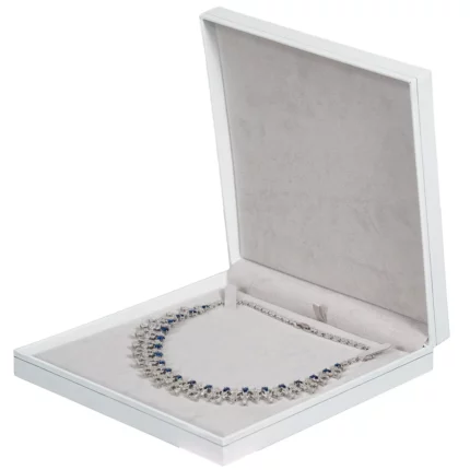 BXN81BL-Necklace-Jewellery-Box-white-with-nekclace-side