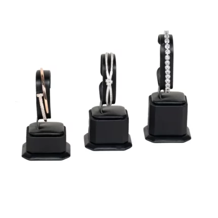 Bangle Stand leatherette 3set black front01 view with bangle BS89