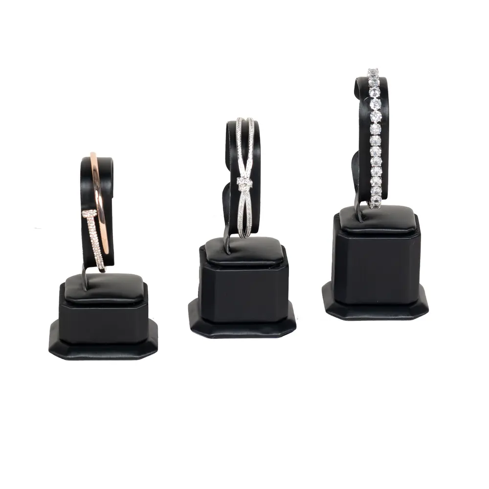 Bangle Stand leatherette 3set black front01 view with bangle BS89
